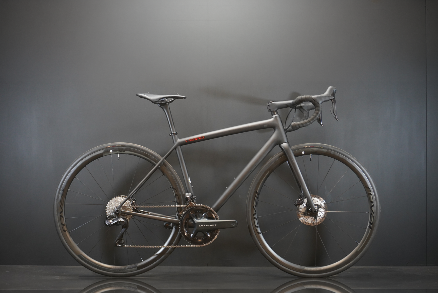 Specialized S-Works Aethos Di2 Carbon Disc Road Bike 2024 - 54cm - 6.6Kg