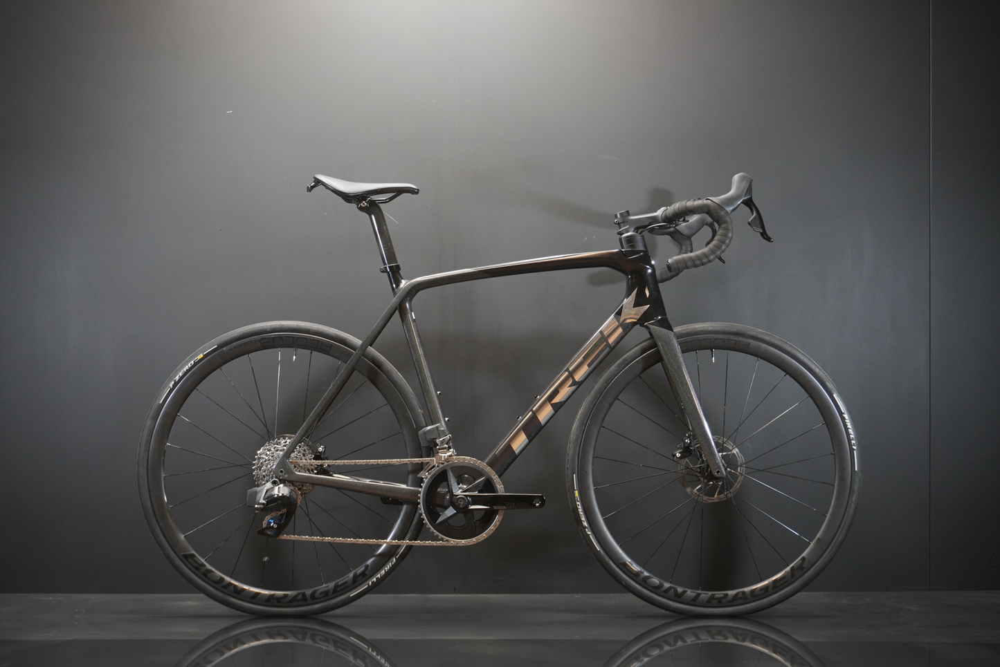 Trek Emonda SL6 Rival AXS Carbon Disc Road Bike 2023 - 58cm