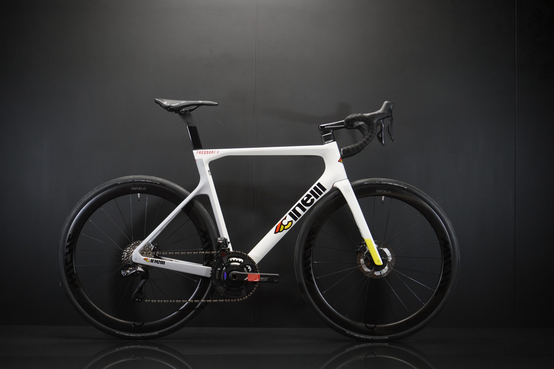NEW Cinelli Pressure II Ultegra Di2 Carbon Disc Road Bike 2026 - Large - Full Warranty