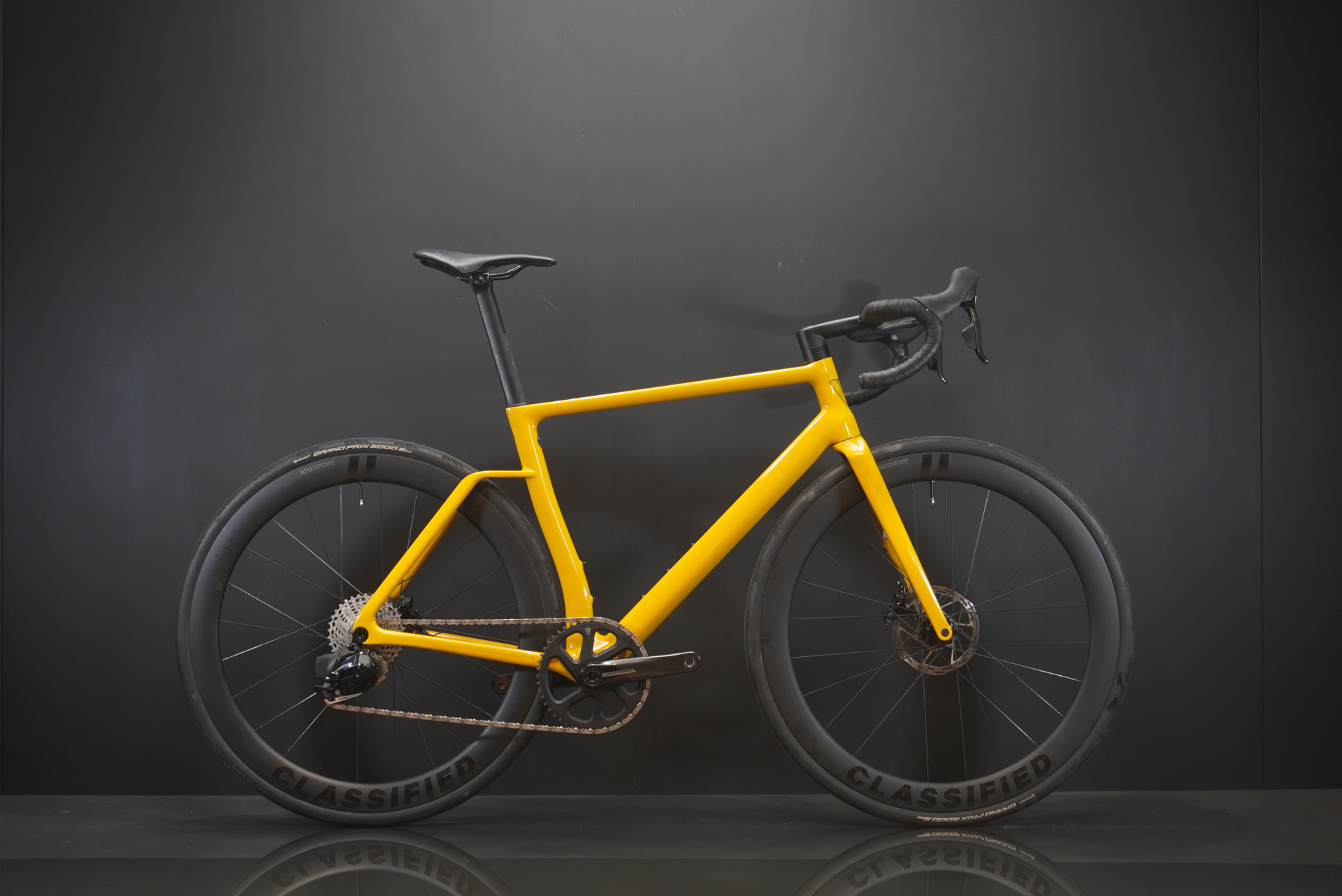 Vielo R+1 Classified Force D2 AXS Carbon Disc Road Bike 2024 - Medium