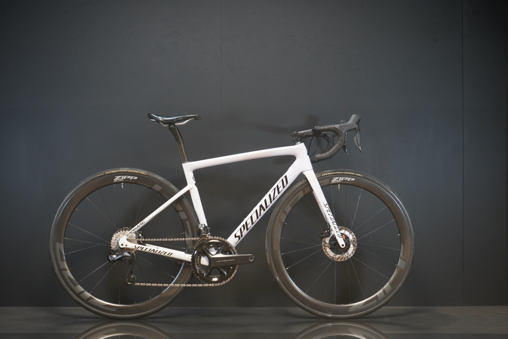 Specialized Tarmac SL6 Expert Di2 Carbon Disc Road Bike 2020 - 52cm - Upgraded to 12s