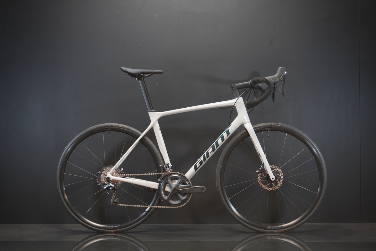 Giant TCR Advanced 1 Carbon Disc Road Bike 2021 - M/L
