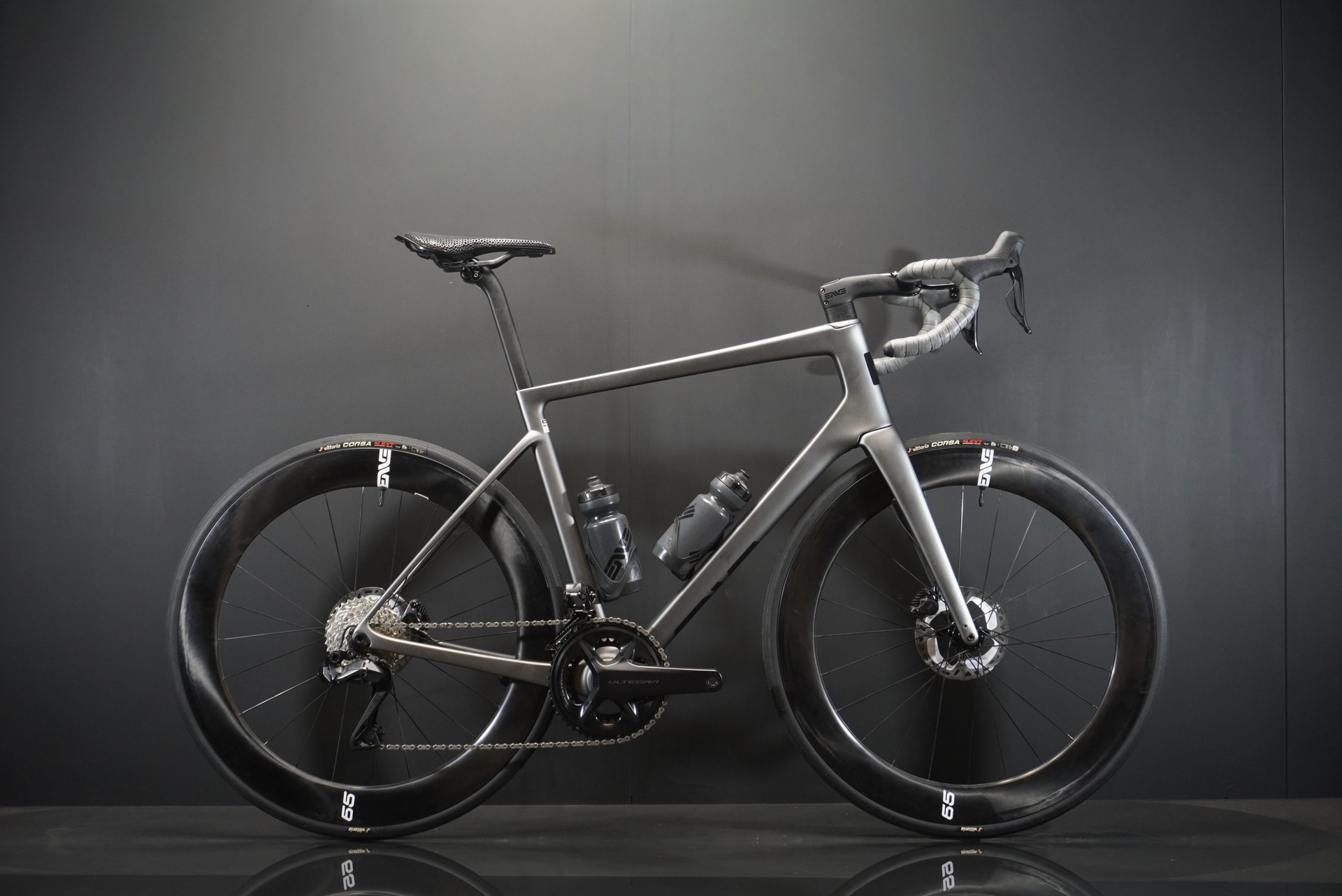 AS NEW ENVE Melee Damascus Di2 Carbon Disc Road Bike 2024 - 58cm