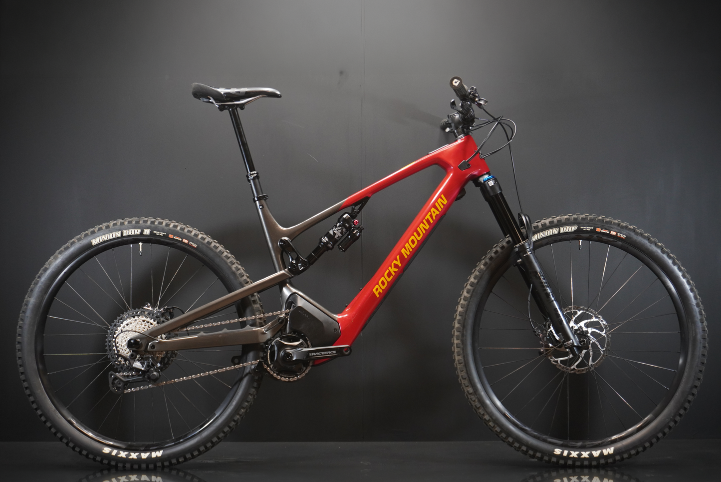 Rocky Mountain Instinct Powerplay Carbon 70 E-Bike 2023 - XL - 30 miles