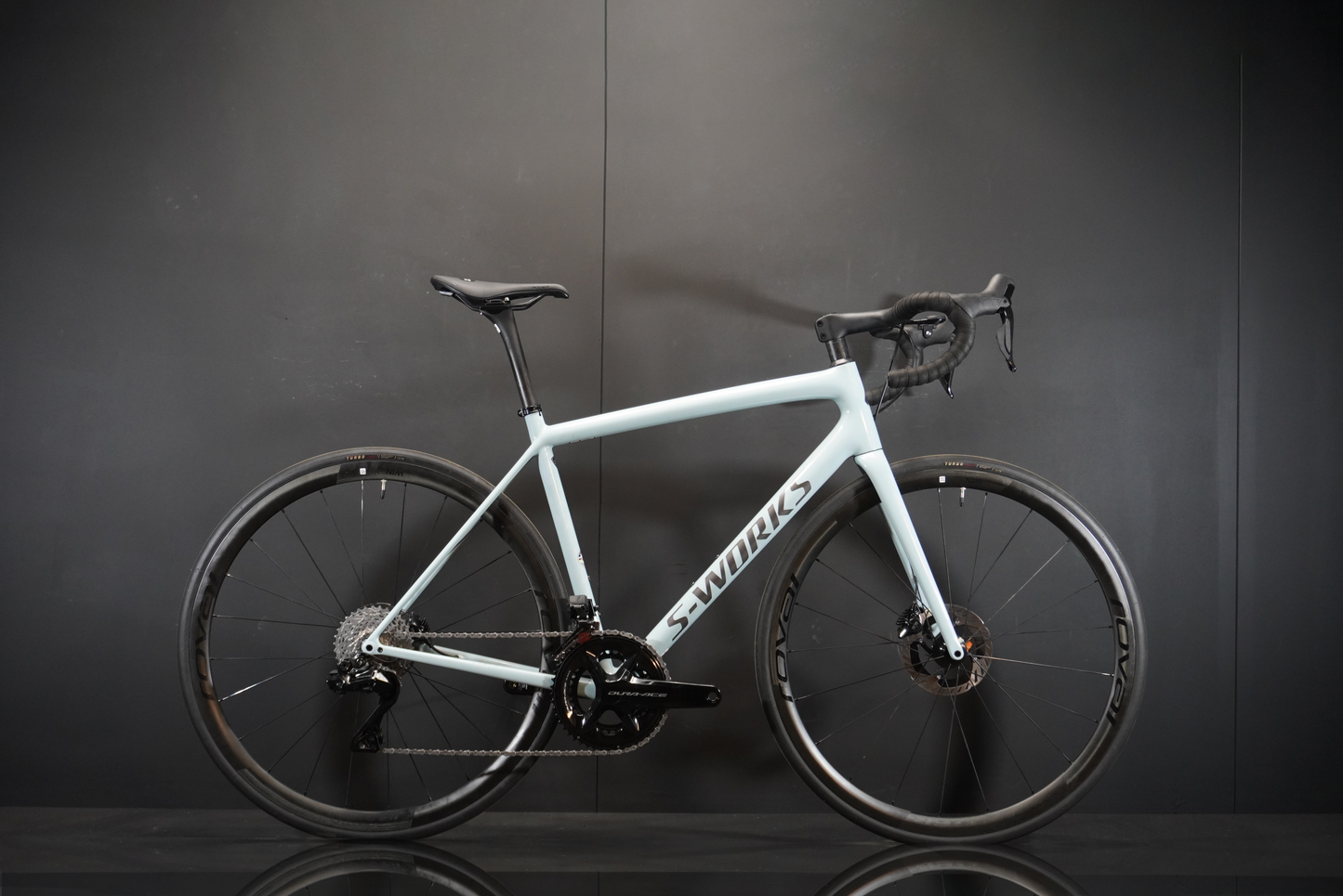 Specialized S-Works Aethos Dura-Ace Di2 Carbon Disc Road Bike 2025 - 56cm - 6.2Kg!