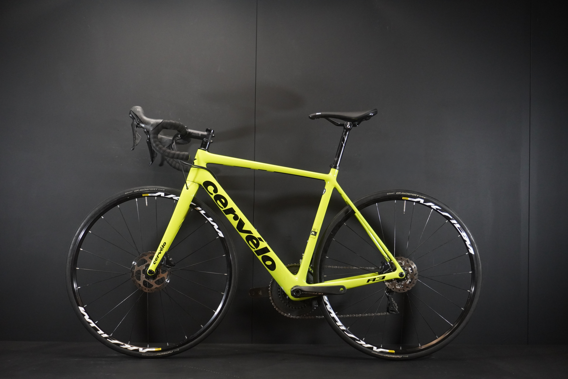 Cervelo R3 Ultegra Carbon Disc Road Bike 2019 - 54cm