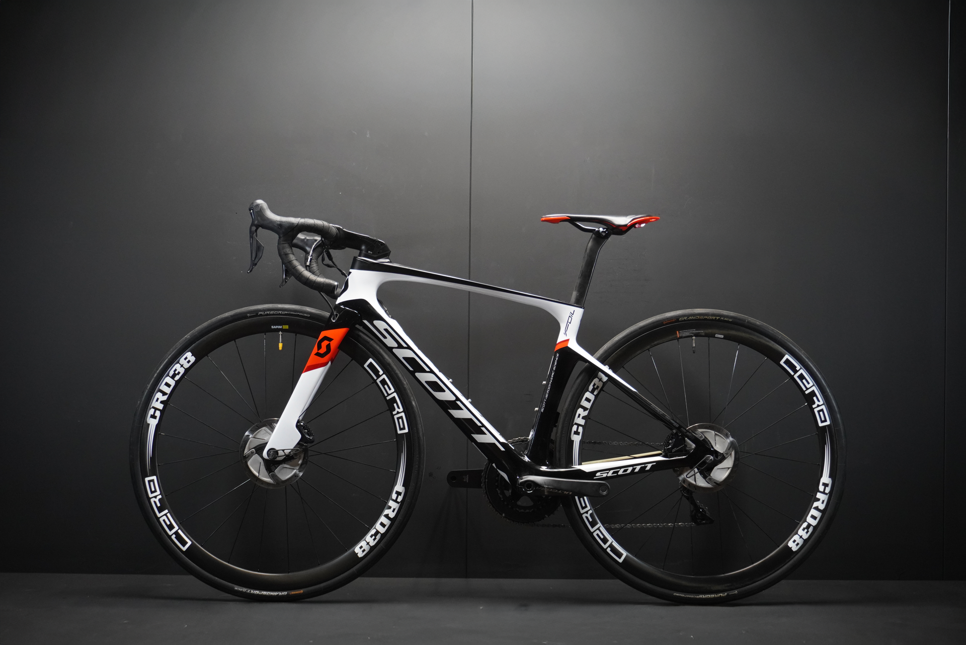 Scott Foil 10 Carbon Disc Road Bike 2018 - X-Small