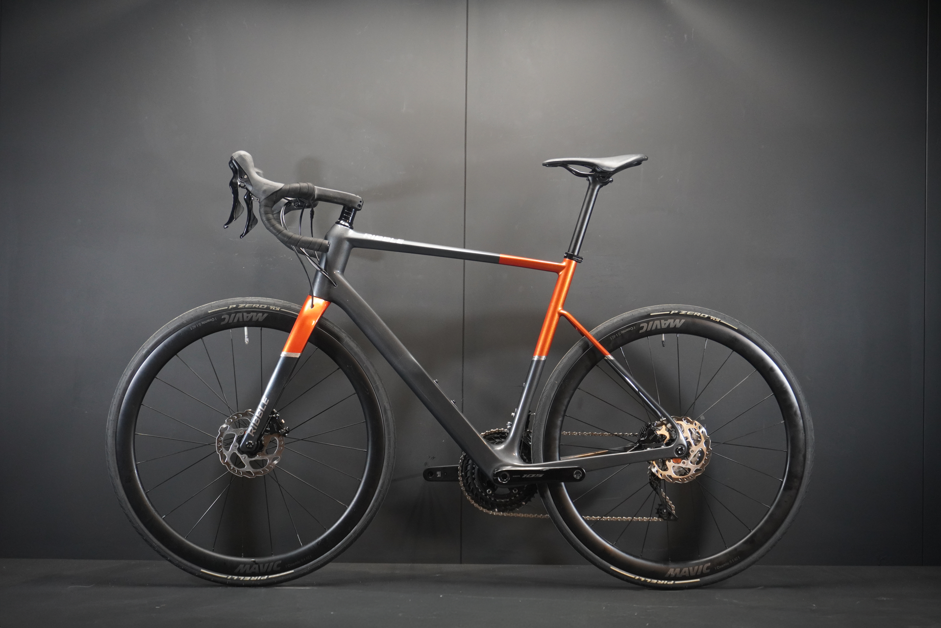 Ribble Allroad SL Enthusiast Carbon Disc Road Bike (Upgraded Wheels) 2025 - Large