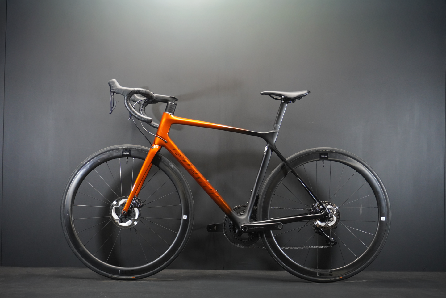 Giant TCR Advanced Pro 0 Di2 Carbon Disc Road Bike 2022 - M/L