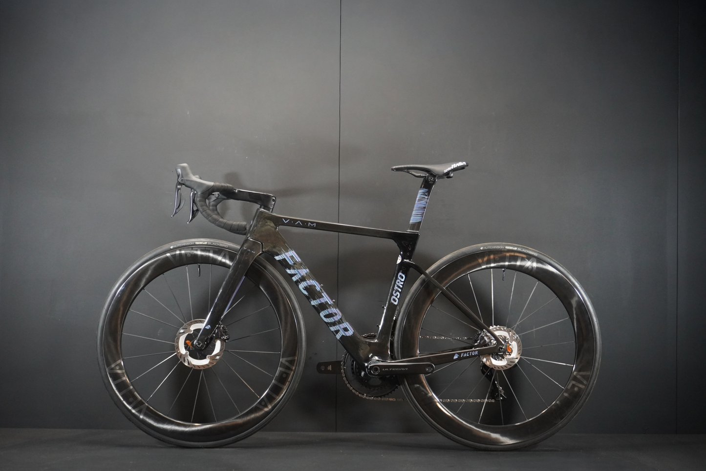 Factor Ostro VAM Shimano Ultegra Di2 Carbon Disc road bike 2021 - 52cm