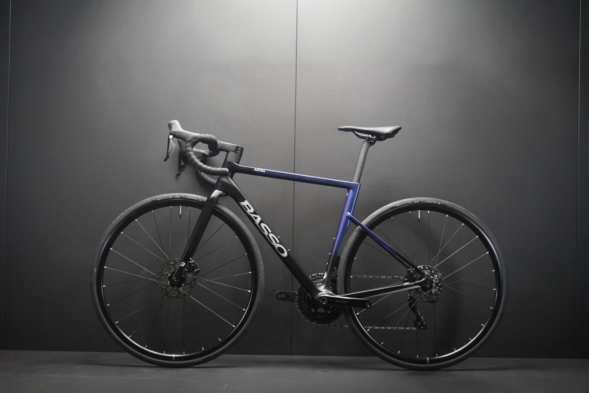 NEW Basso Astra 105 Di2 Carbon Disc Road Bike Chameleon 2025 - Various Sizes - Full Warranty